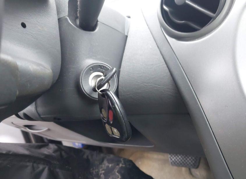 Photo 11 of 2005 Saturn Ion 2 (VIN 1G8AJ52F55Z171873)