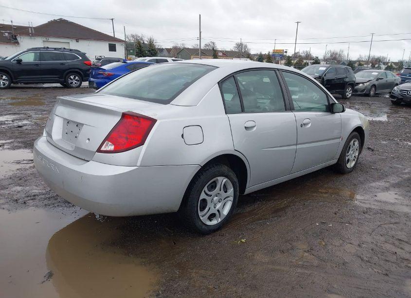 Photo 4 of 2005 Saturn Ion 2 (VIN 1G8AJ52F55Z171873)