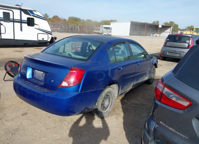 Photo 4 of 2005 Saturn Ion 2 (VIN 1G8AJ52F85Z116303)