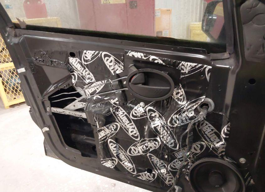 Photo 6 of 2005 Saturn Ion 2 (VIN 1G8AJ52FX5Z114116)