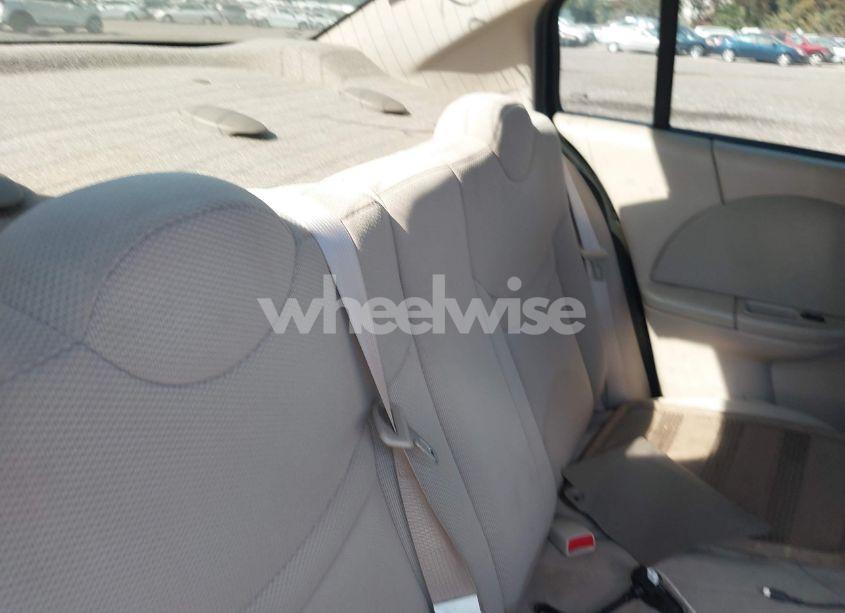 Photo 8 of 2004 Saturn Ion 2 (VIN 1G8AJ54F14Z215492)