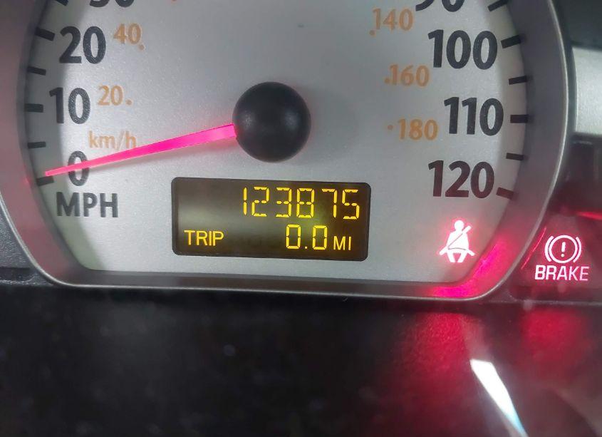 Photo 7 of 2004 Saturn Ion 3 (VIN 1G8AL52F04Z185656)