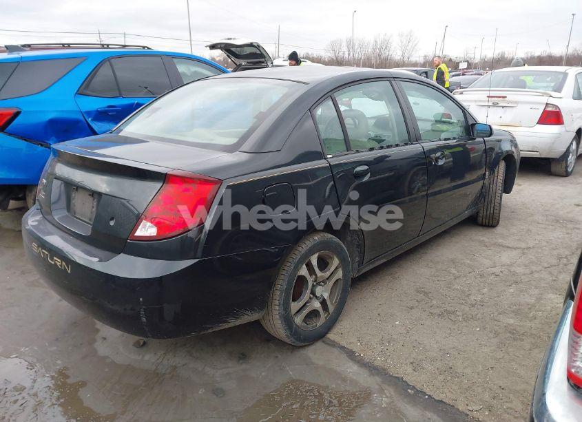 Photo 4 of 2005 Saturn Ion 3 (VIN 1G8AL52F05Z106472)