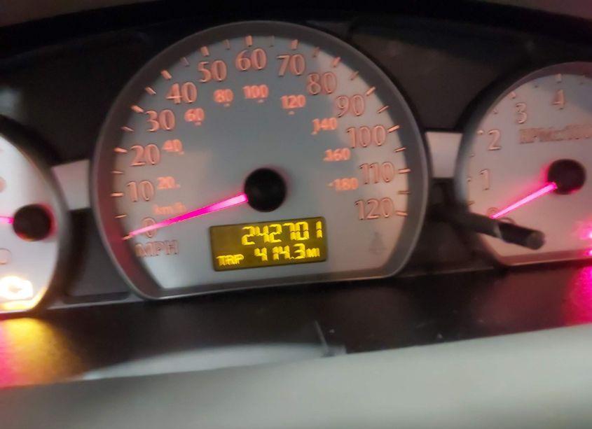 Photo 7 of 2004 Saturn Ion 3 (VIN 1G8AL52F14Z121366)