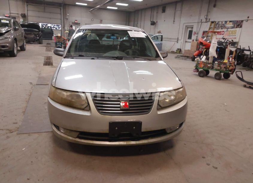 Photo 13 of 2005 Saturn Ion 3 (VIN 1G8AL52F15Z125239)