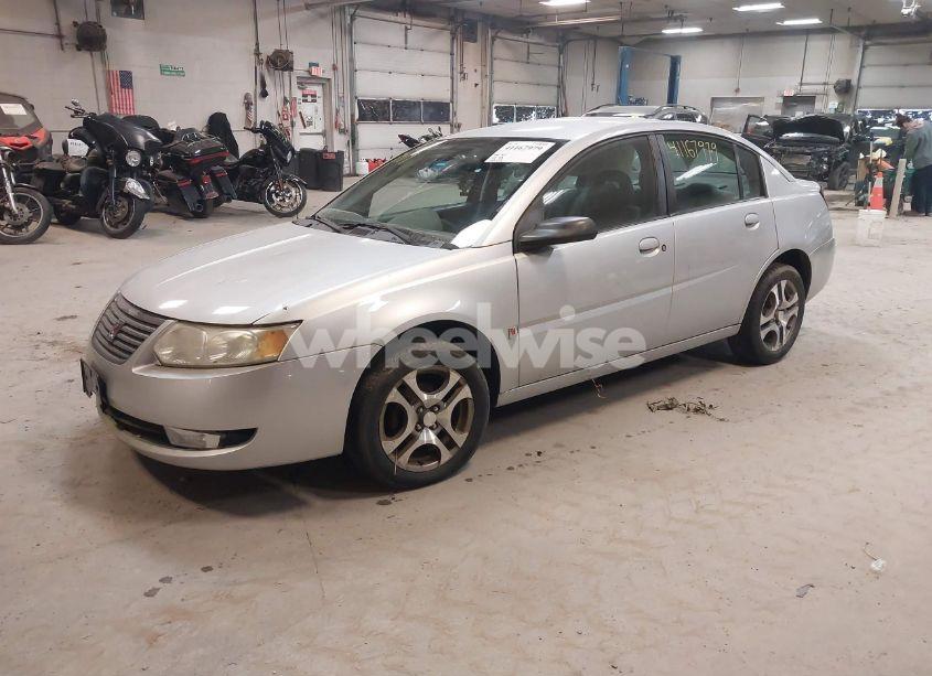 Photo 2 of 2005 Saturn Ion 3 (VIN 1G8AL52F15Z125239)