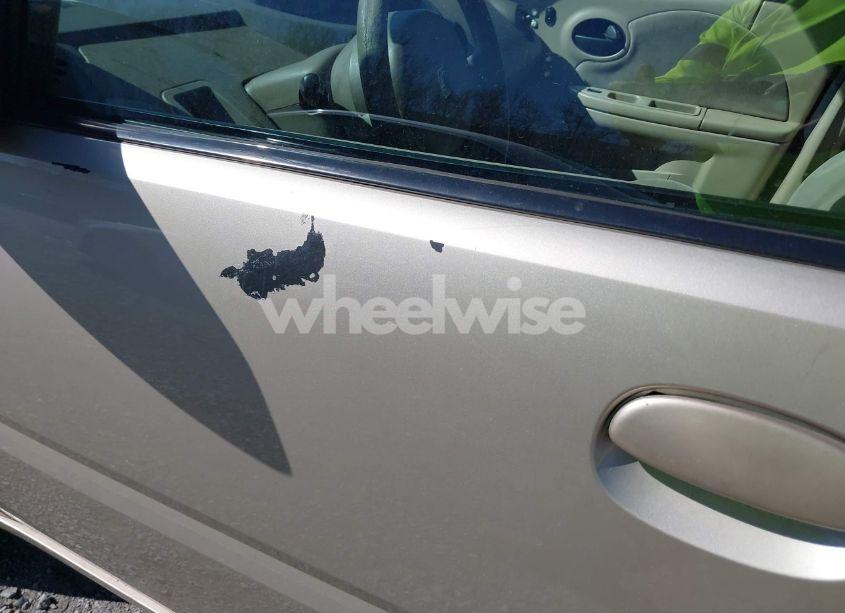 Photo 13 of 2004 Saturn Ion 3 (VIN 1G8AL52F24Z211447)