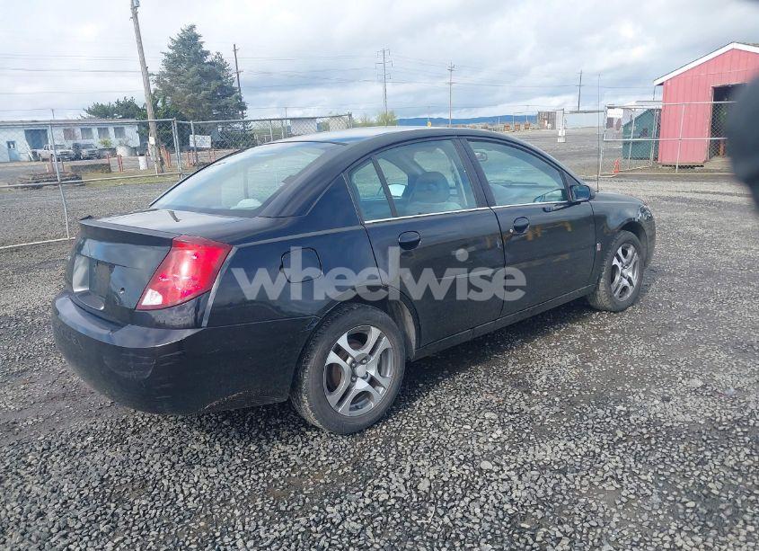 Photo 4 of 2005 Saturn Ion 3 (VIN 1G8AL52F55Z105642)