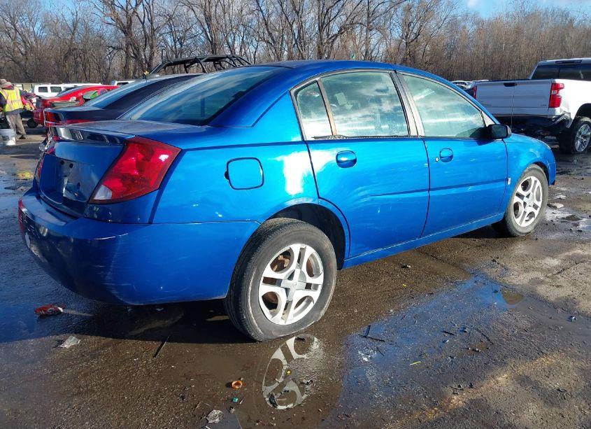 Photo 4 of 2004 Saturn Ion 3 (VIN 1G8AL52FX4Z165642)