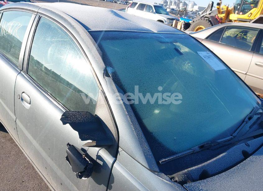 Photo 11 of 2005 Saturn Ion 3 (VIN 1G8AL52FX5Z164640)