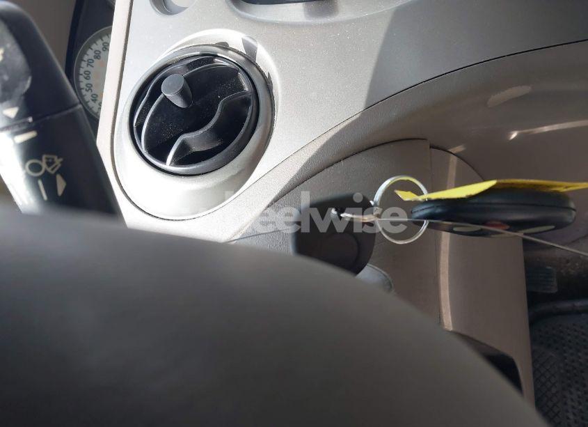 Photo 11 of 2004 Saturn Ion 3 (VIN 1G8AL54F04Z118052)