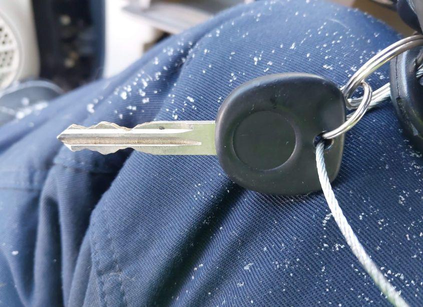 Photo 11 of 2006 Saturn Ion 3 (VIN 1G8AL55F76Z111083)