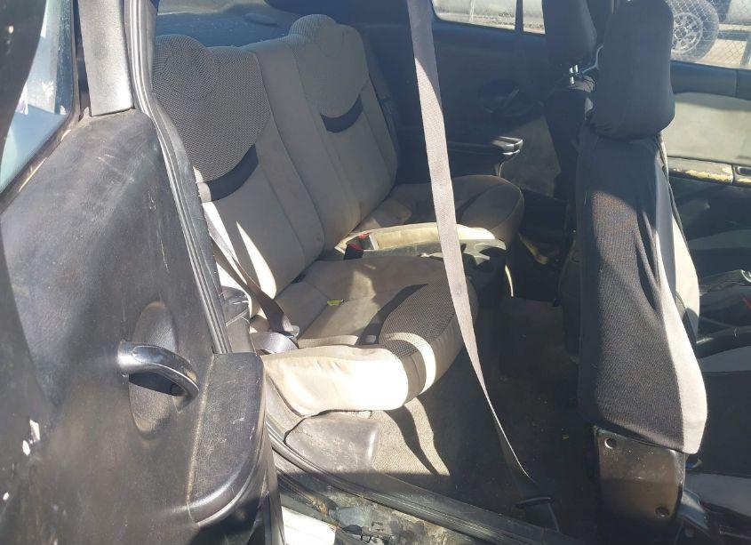 Photo 3 of 2004 Saturn Ion 2 (VIN 1G8AM12F14Z211476)