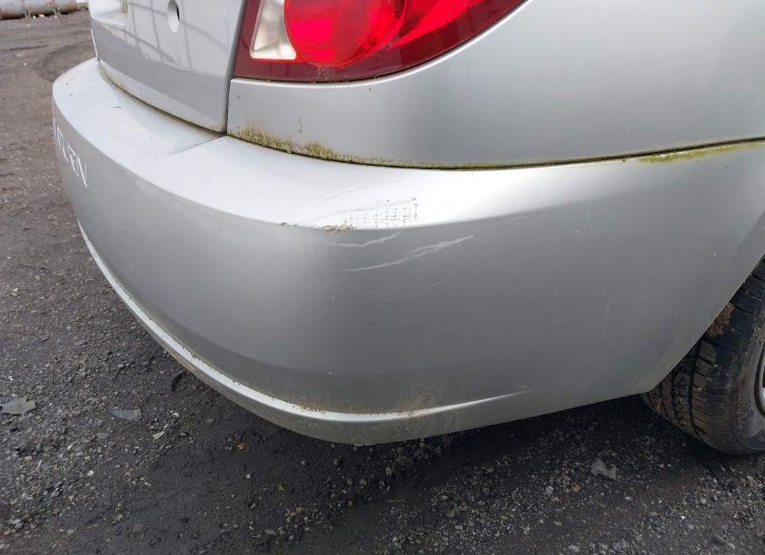 Photo 12 of 2005 Saturn Ion ION 2 (VIN 1G8AN12F15Z183001)