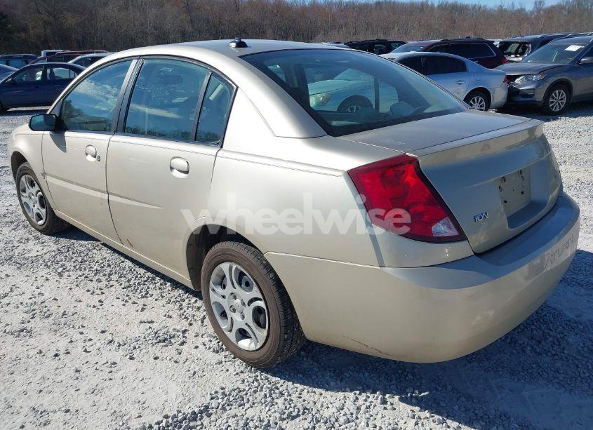Photo 3 of 2005 Saturn Ion 2 (VIN 1G8AZ52F85Z126452)