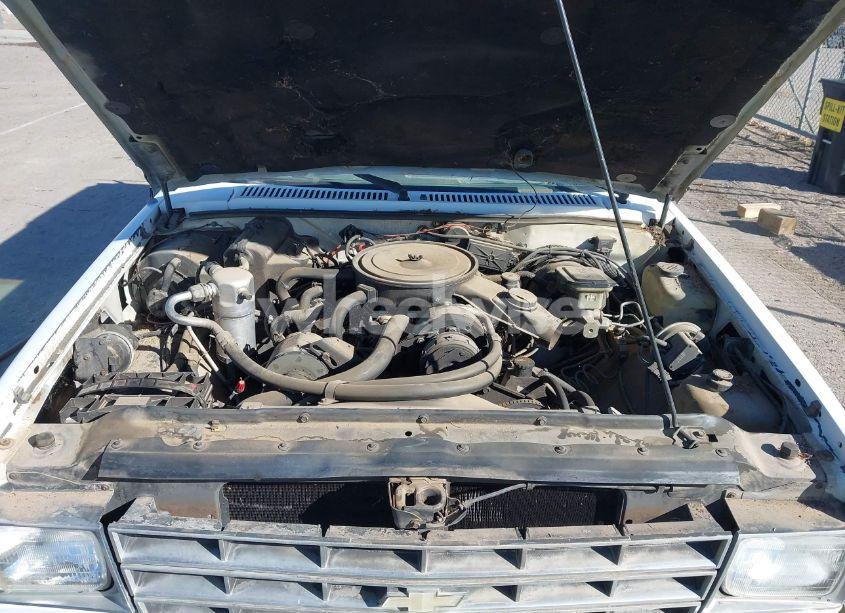 Photo 10 of 1985 Chevrolet Blazer S10 (VIN 1G8CT18B7F0130179)