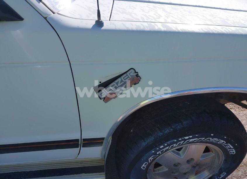 Photo 6 of 1985 Chevrolet Blazer S10 (VIN 1G8CT18B7F0130179)