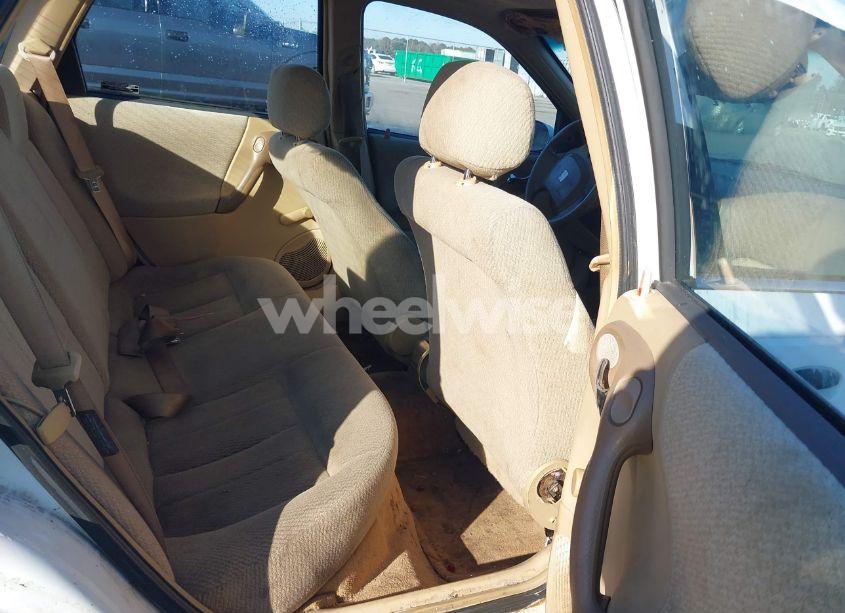 Photo 8 of 2000 Saturn Ls N/A (VIN 1G8JS52F1YY617301)