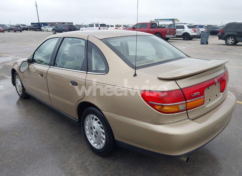 Photo 3 of 2002 Saturn L-series L100 (VIN 1G8JS54F02Y543678)