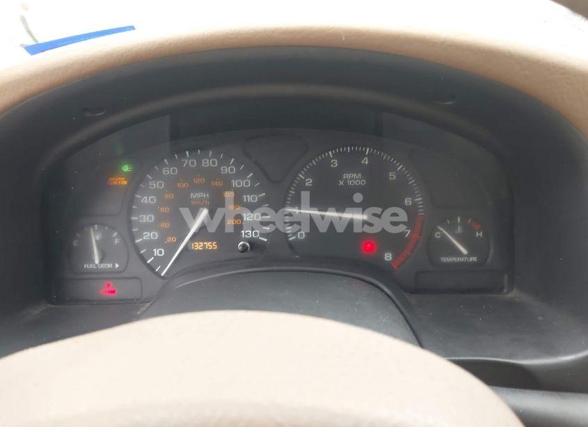 Photo 7 of 2002 Saturn L-series L100 (VIN 1G8JS54F02Y543678)