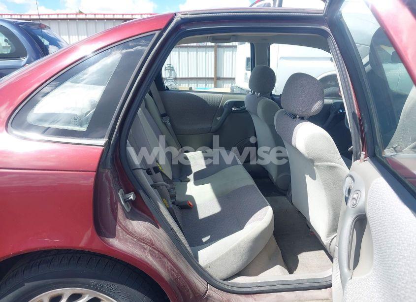 Photo 8 of 2002 Saturn L-series L100 (VIN 1G8JS54F32Y553105)