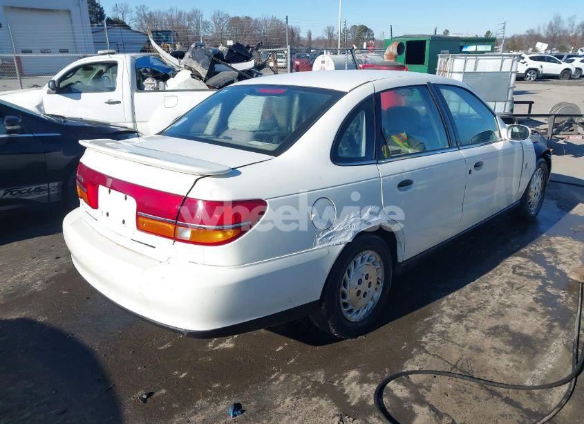 Photo 4 of 2002 Saturn L-series L100 (VIN 1G8JS54F62Y552871)