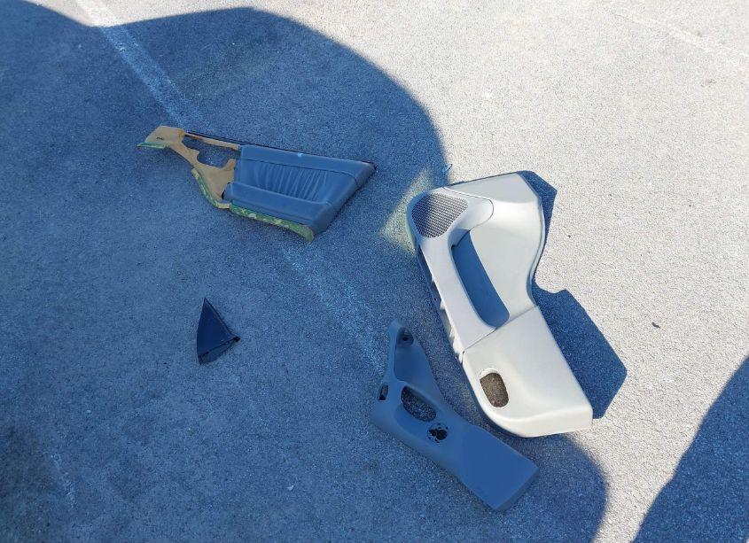 Photo 12 of 2000 Saturn Ls2 N/A (VIN 1G8JW52R3YY654204)