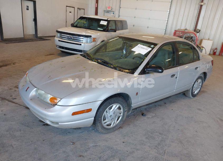 Photo 2 of 2001 Saturn Sl N/A (VIN 1G8ZF52841Z208220)