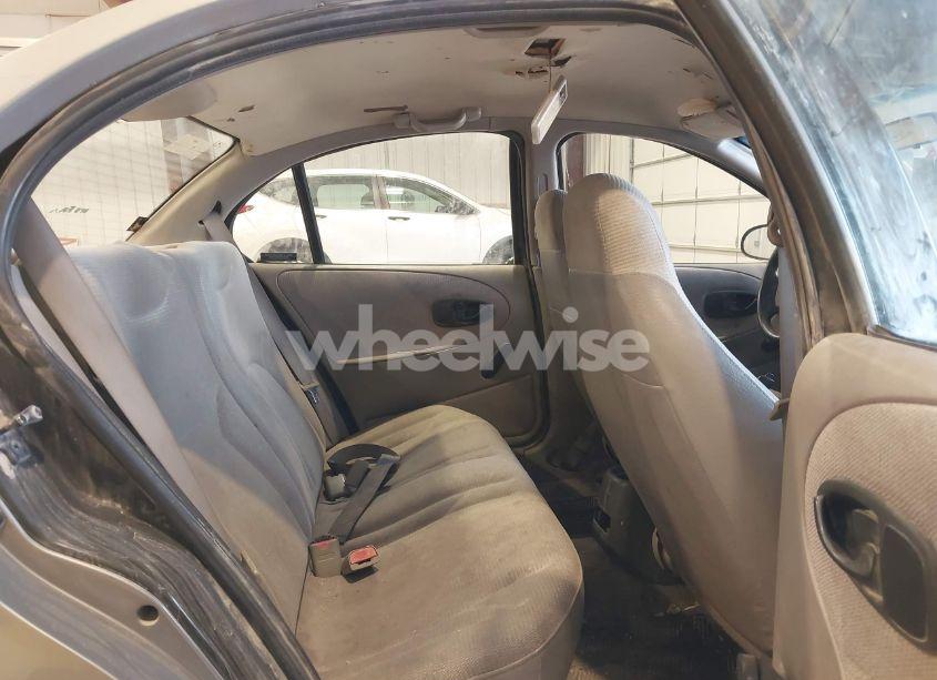 Photo 8 of 1999 Saturn Sl N/A (VIN 1G8ZF5287XZ157353)