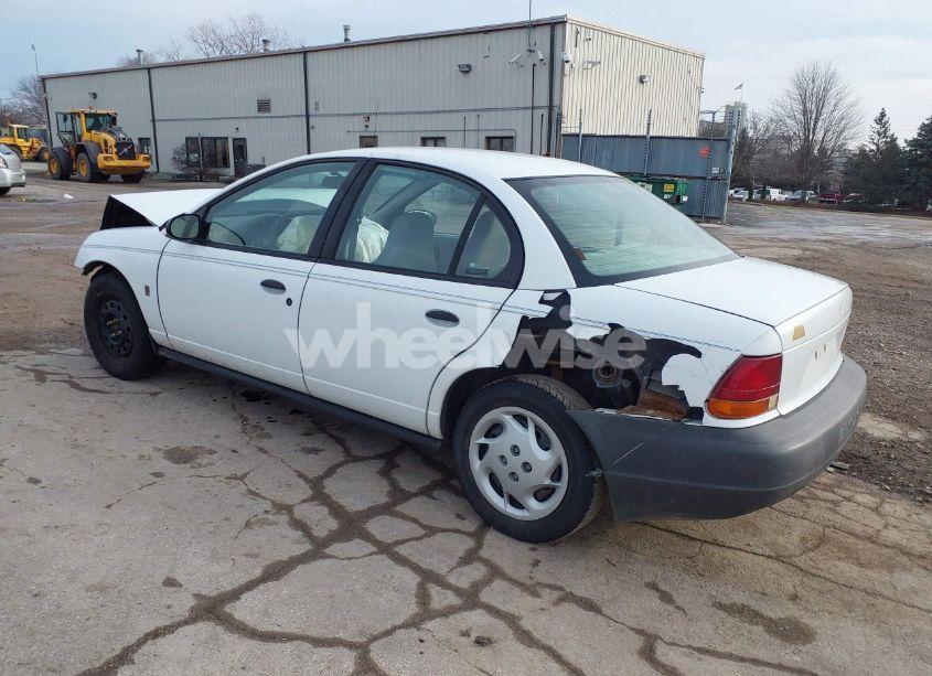 Photo 3 of 1999 Saturn Sl1 N/A (VIN 1G8ZG5283XZ329617)