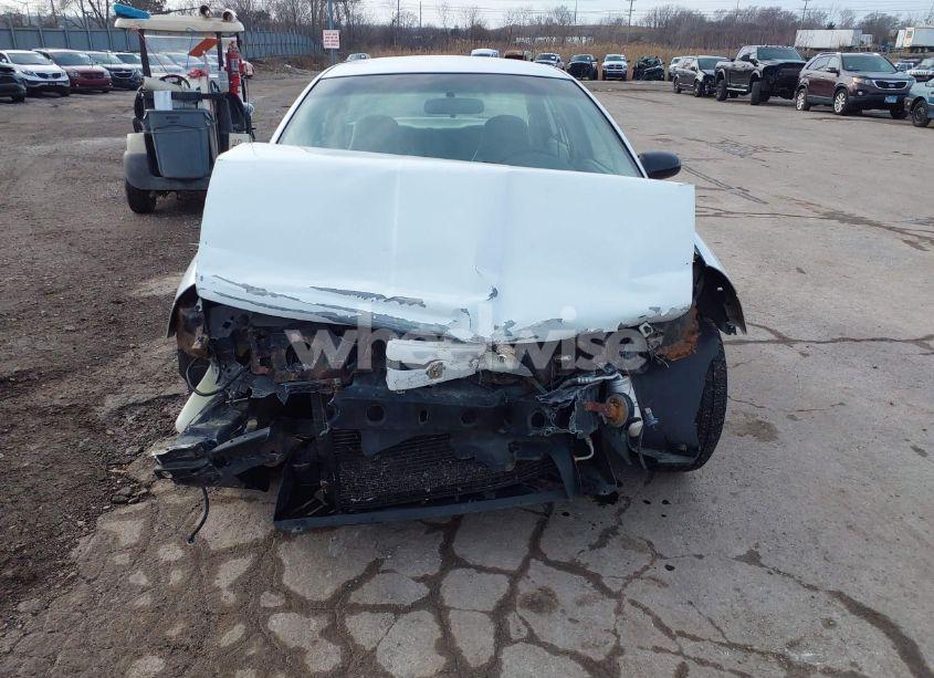 Photo 6 of 1999 Saturn Sl1 N/A (VIN 1G8ZG5283XZ329617)