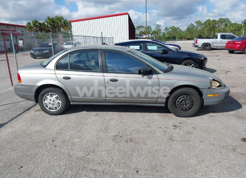 Photo 13 of 1998 Saturn Sl1 N/A (VIN 1G8ZH5280WZ281182)