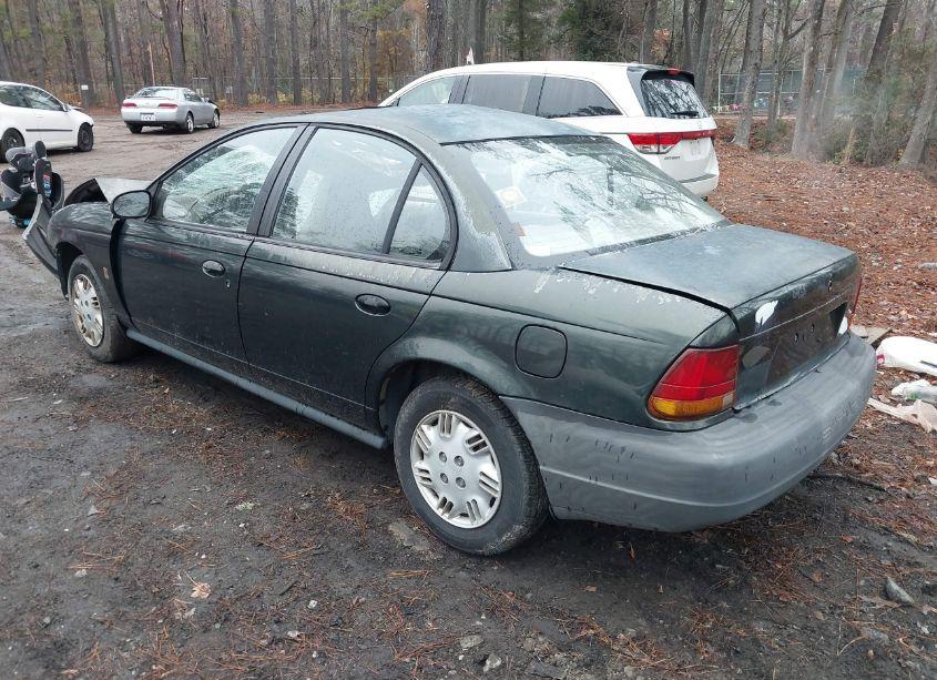 Photo 3 of 1999 Saturn Sl1 N/A (VIN 1G8ZH5280XZ335646)