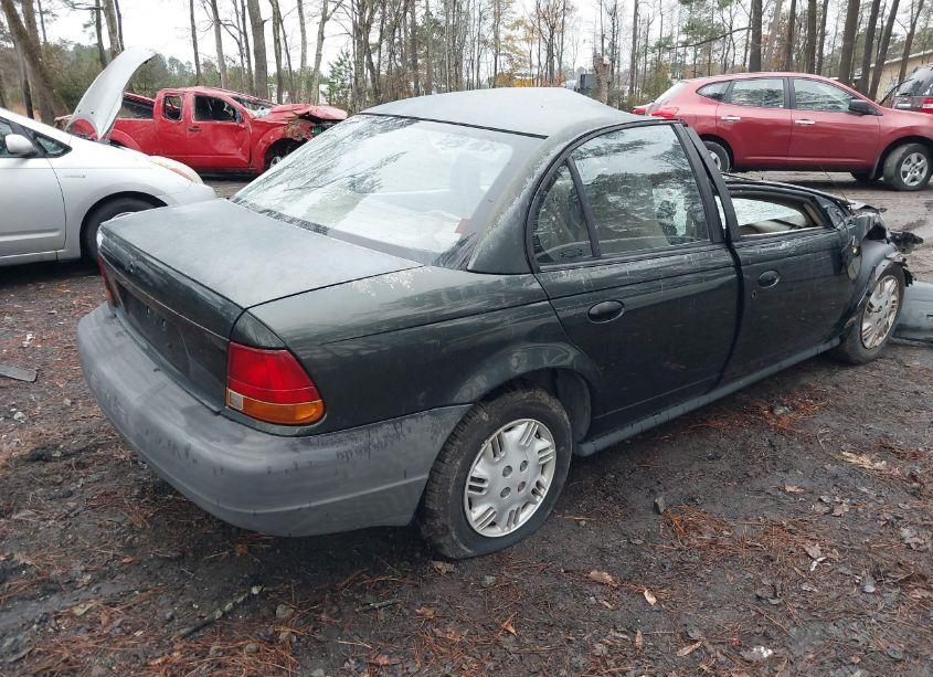 Photo 4 of 1999 Saturn Sl1 N/A (VIN 1G8ZH5280XZ335646)