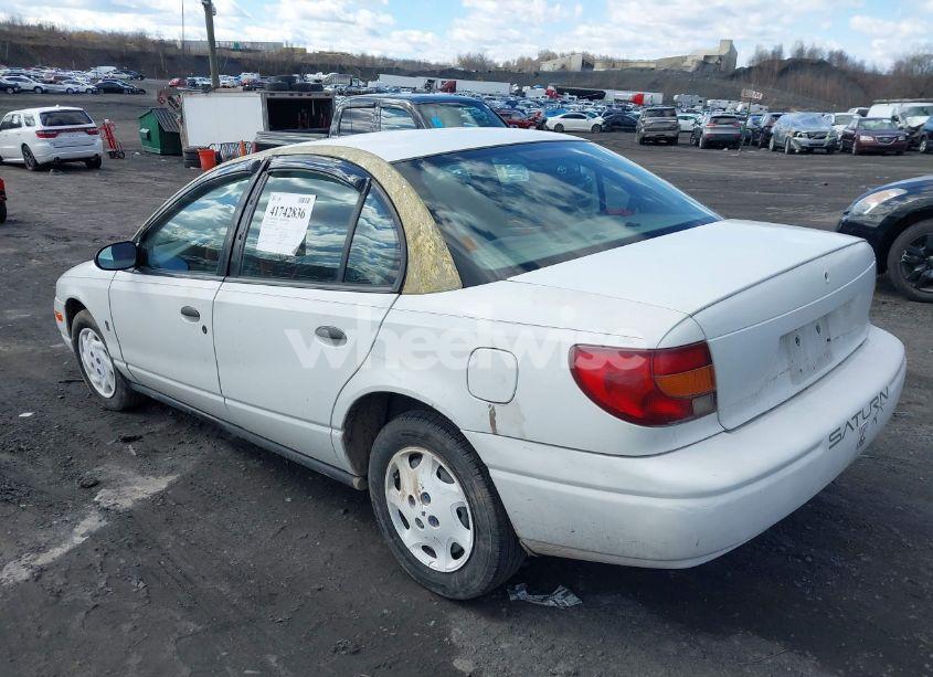 Photo 3 of 2000 Saturn Sl1 N/A (VIN 1G8ZH5280YZ251280)