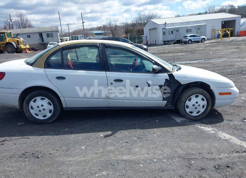 Photo 6 of 2000 Saturn Sl1 N/A (VIN 1G8ZH5280YZ251280)