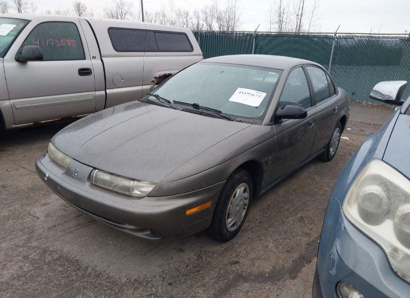 Photo 2 of 1998 Saturn Sl1 N/A (VIN 1G8ZH5282WZ213515)