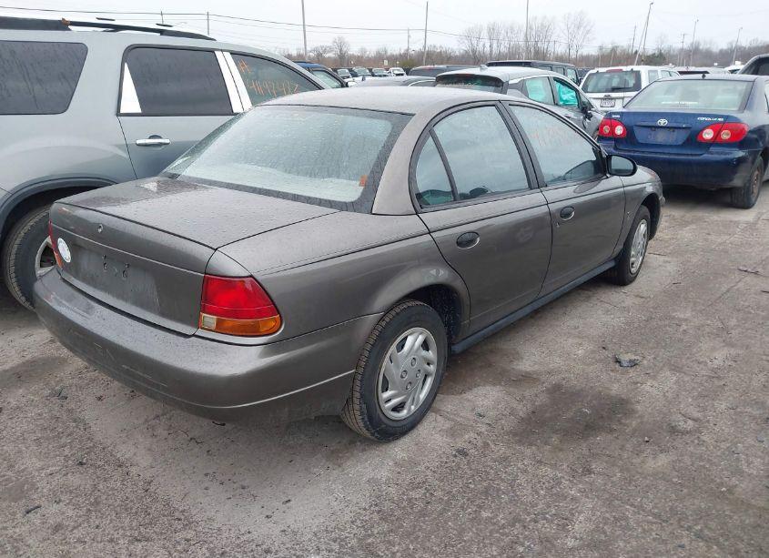 Photo 4 of 1998 Saturn Sl1 N/A (VIN 1G8ZH5282WZ213515)