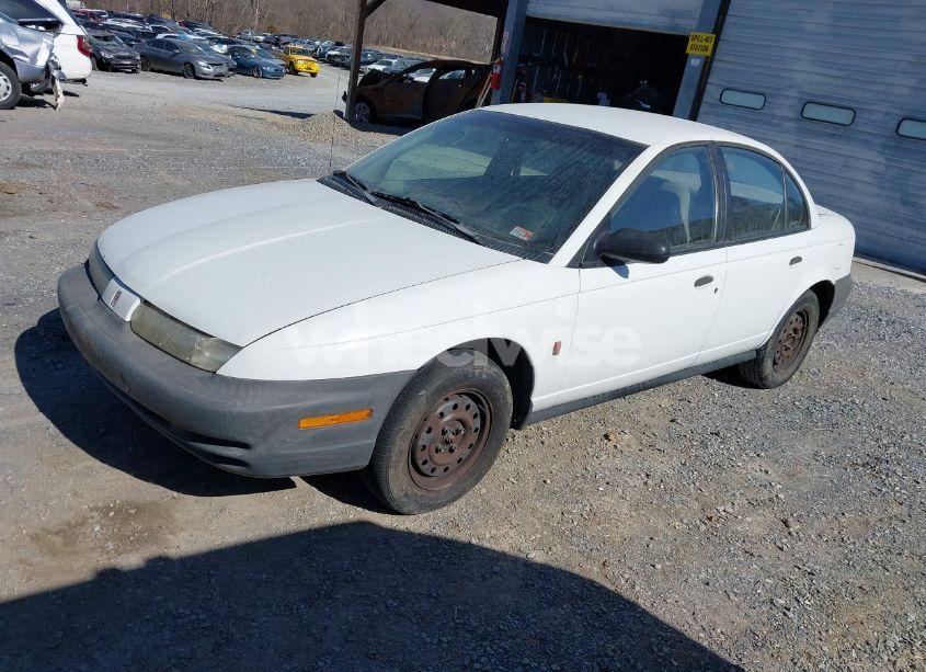Photo 2 of 1999 Saturn Sl1 N/A (VIN 1G8ZH5282XZ178928)