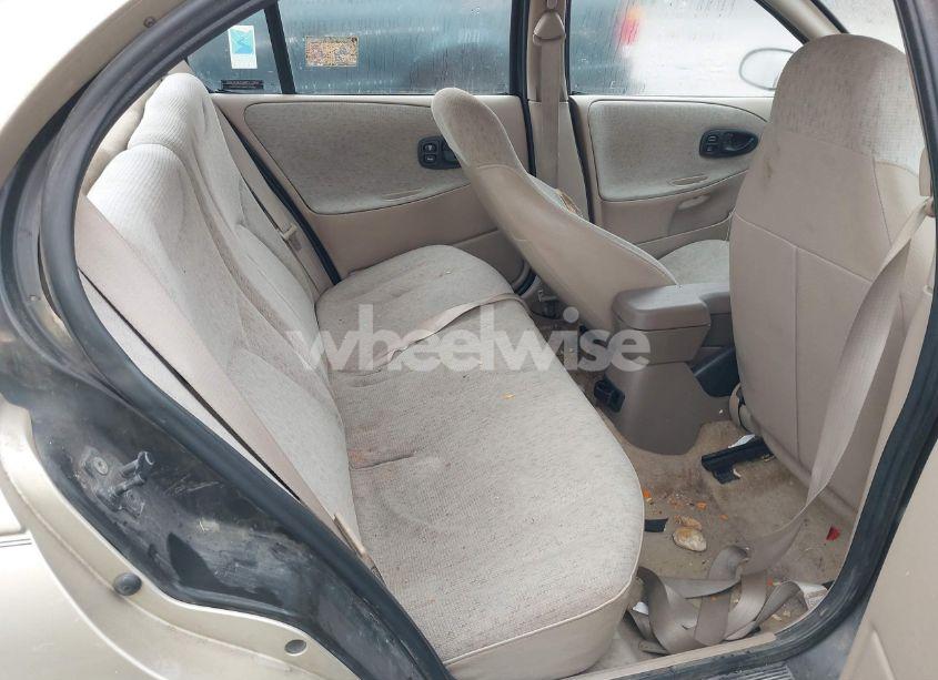 Photo 8 of 1999 Saturn Sl1 N/A (VIN 1G8ZH5282XZ273375)