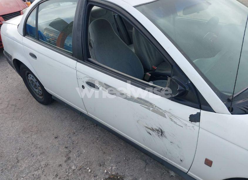 Photo 12 of 1999 Saturn Sl1 N/A (VIN 1G8ZH5284XZ318834)