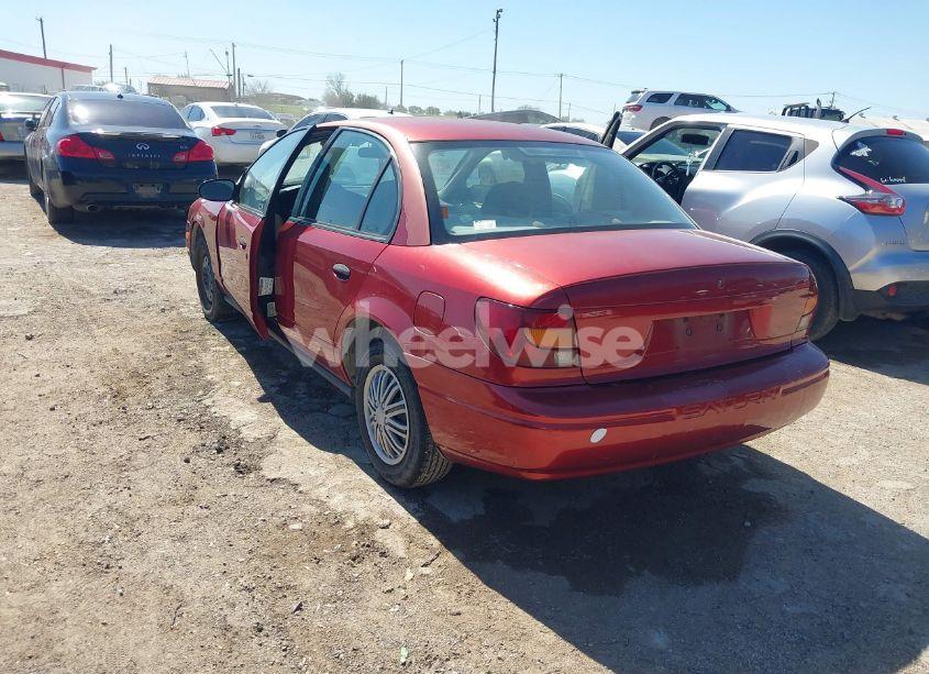 Photo 3 of 2000 Saturn Sl1 N/A (VIN 1G8ZH5284YZ111006)