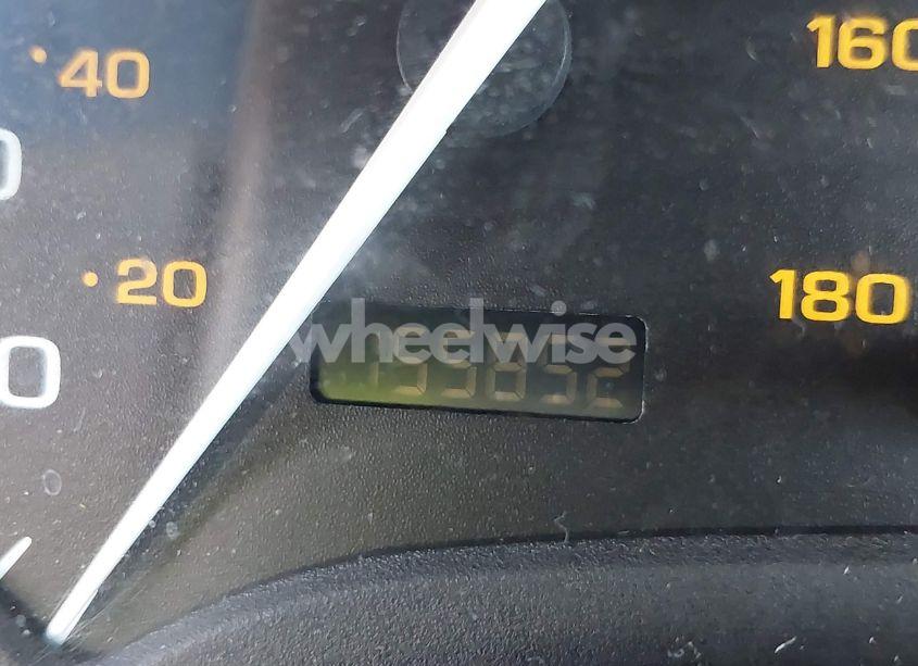 Photo 7 of 2000 Saturn Sl1 N/A (VIN 1G8ZH5284YZ111006)