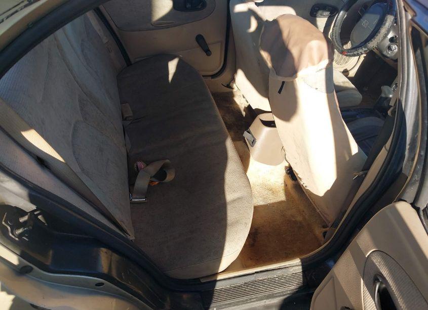 Photo 8 of 1999 Saturn Sl1 N/A (VIN 1G8ZH5287XZ129529)