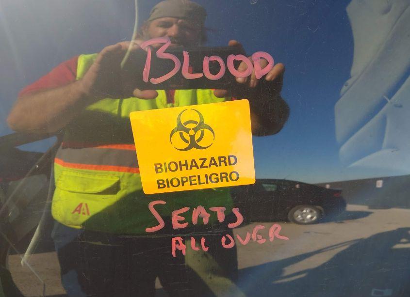 Photo 15 of 1998 Saturn Sl1 N/A (VIN 1G8ZH5289WZ300960)