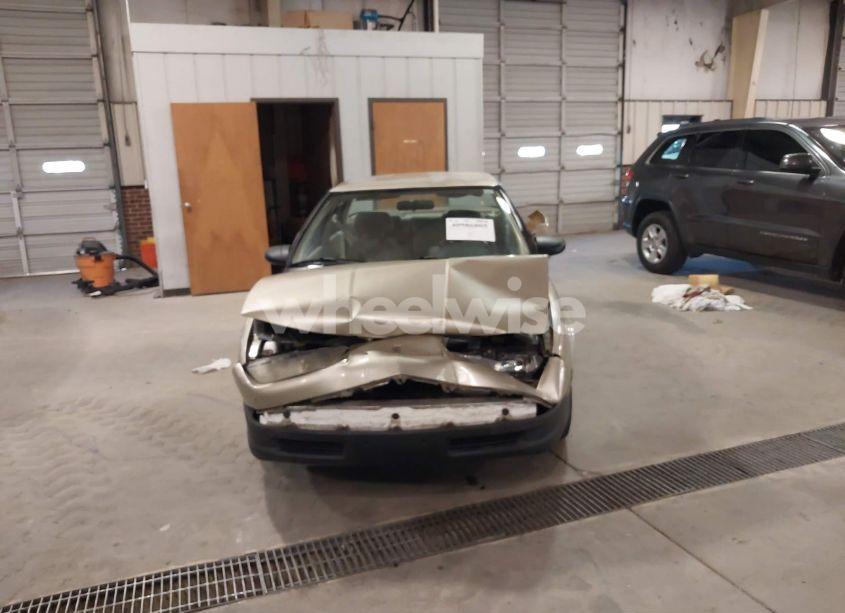 Photo 12 of 1994 Saturn Sl1 N/A (VIN 1G8ZH5596RZ300911)