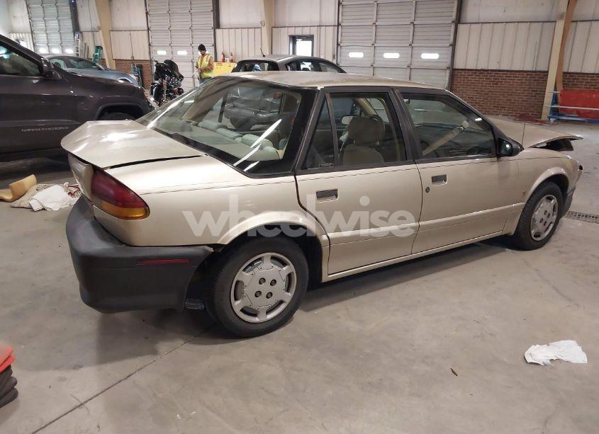 Photo 4 of 1994 Saturn Sl1 N/A (VIN 1G8ZH5596RZ300911)
