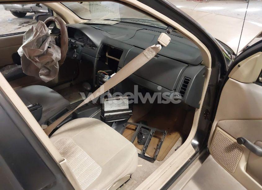 Photo 5 of 1994 Saturn Sl1 N/A (VIN 1G8ZH5596RZ300911)