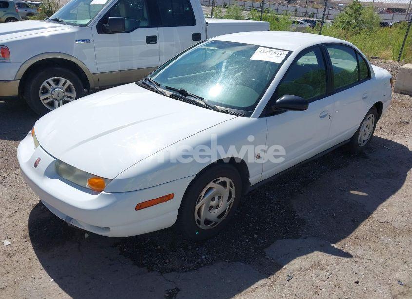 Photo 2 of 2000 Saturn Sl2 N/A (VIN 1G8ZK5270YZ194331)