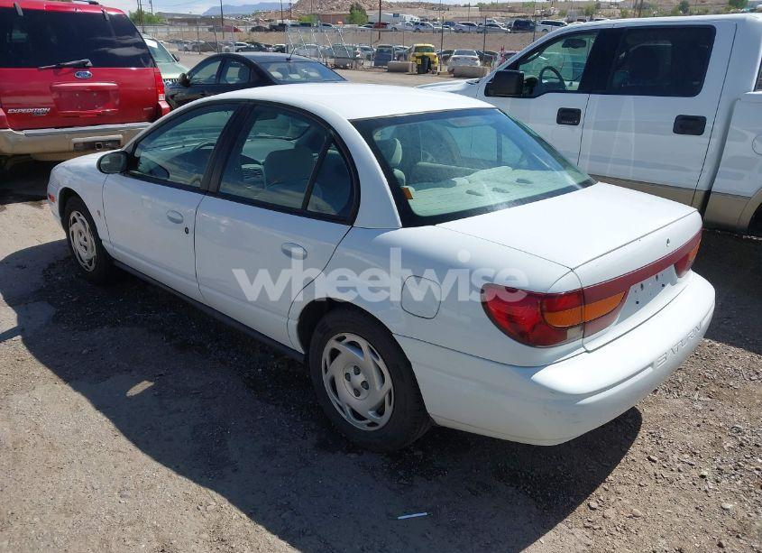 Photo 3 of 2000 Saturn Sl2 N/A (VIN 1G8ZK5270YZ194331)